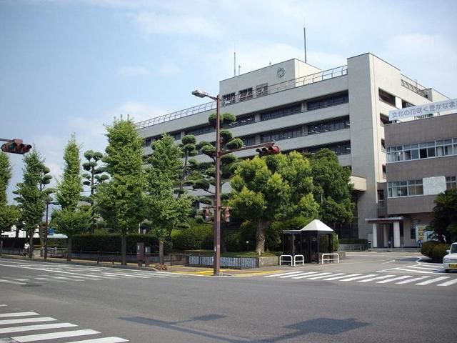 役所　新居浜市役所様（役所）まで550m