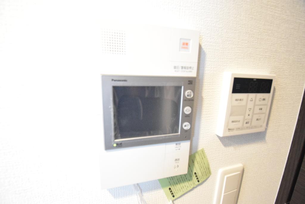 セキュリティ　カメラ付インターホン