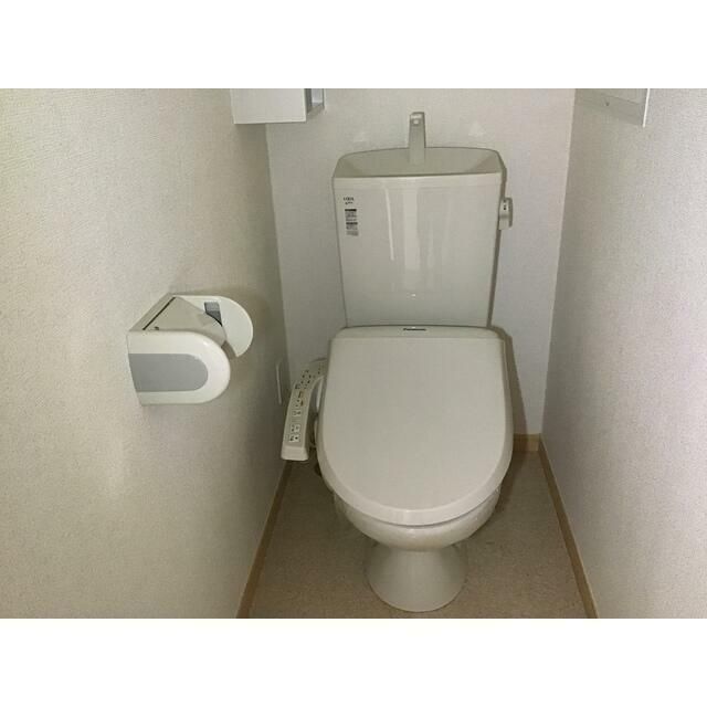 F・Pクレストクワットロのトイレ写真