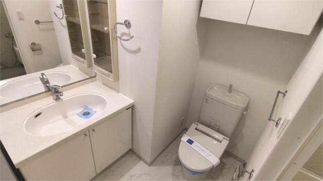 レジディア新川のトイレ写真