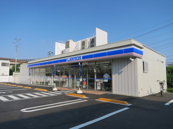 コンビニ　ローソン高津末長一丁目店（コンビニ）まで74m