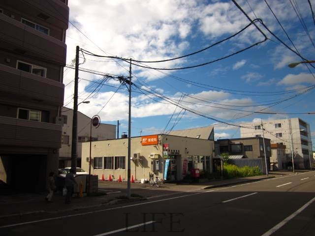 郵便局　厚別東郵便局（郵便局）まで617m