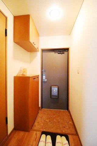 玄関　使いやすいキッチンです