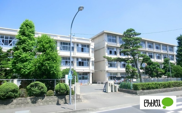 中学校　藤枝市立青島中学校（中学校）まで681m
