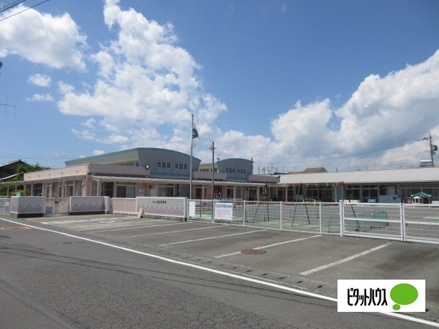 幼稚園・保育園　前島保育園（幼稚園・保育園）まで246m