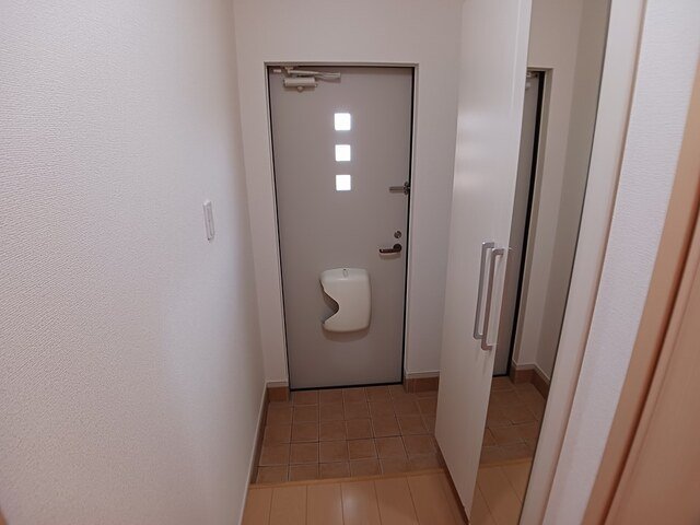玄関　収納もある玄関です