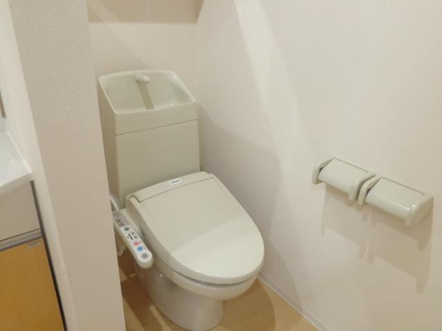 トイレ　シャワー付トイレ