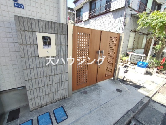 エントランス