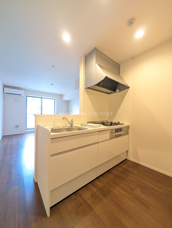 キッチン　※他のお部屋の写真です