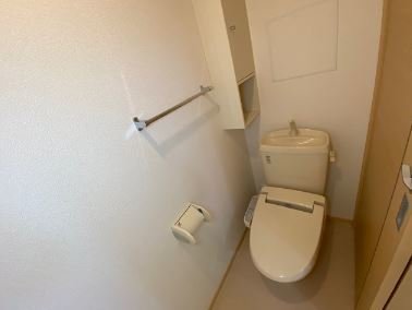 トイレ　トイレもきれいです