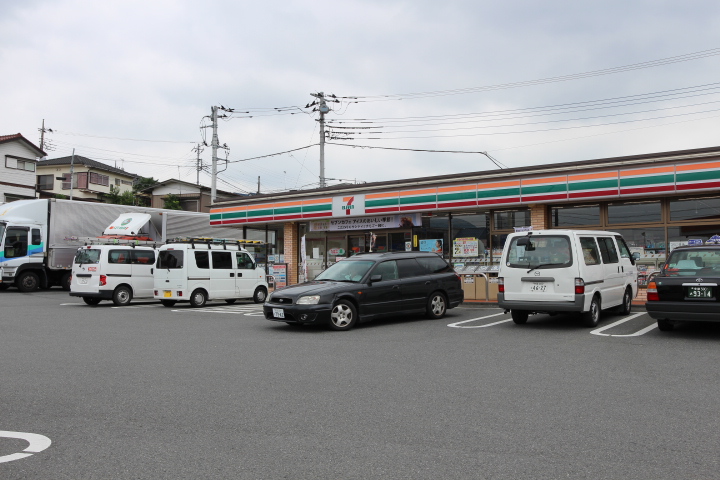 コンビニ　セブンイレブン 八王子小宮店（コンビニ）まで765m