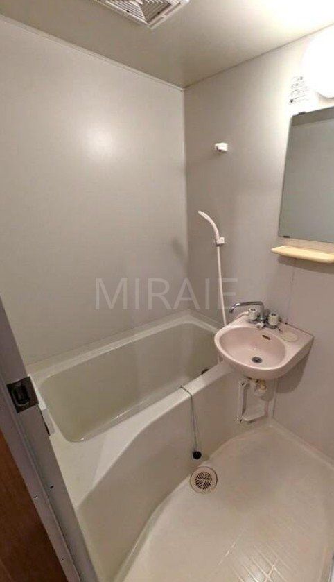 バス・シャワールーム　参考写真・別号室のお部屋になります。