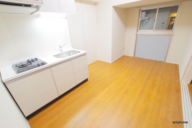 プログレスコート梅田北の居間写真