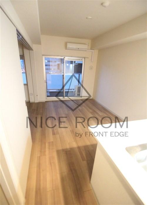 プレサンス松屋町駅前デュオの居間写真