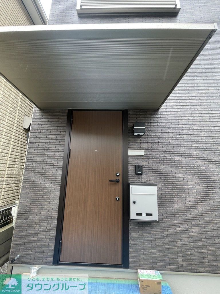 玄関　エントランス