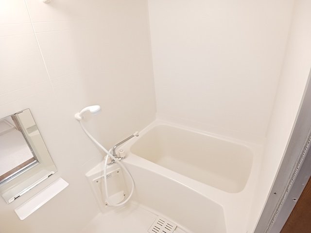 バス・シャワールーム　日々の疲れを癒すお風呂付です
