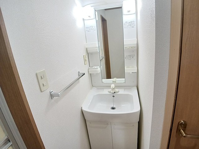 洗面設備　忙しい朝には欠かせない洗面所です