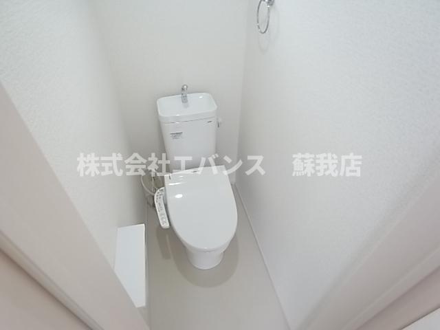 ナリトモ仁戸名Cのトイレ写真