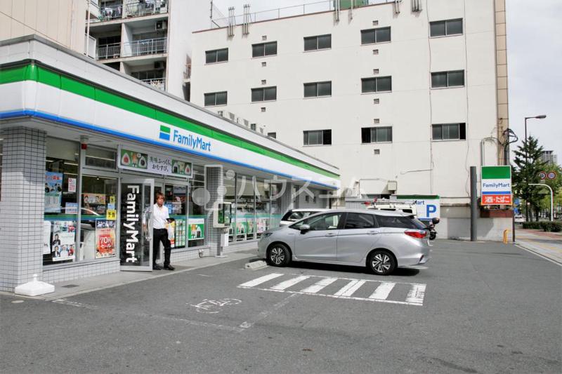 コンビニ　ファミリーマート浪速塩草店（コンビニ）まで376m