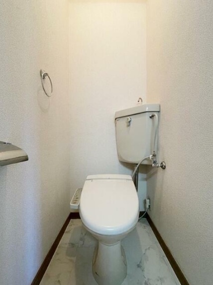 トイレ　別部屋参考写真