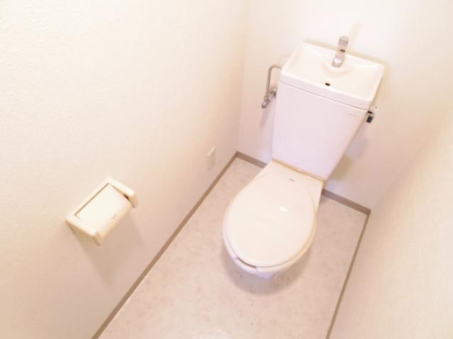 センチュリーアスカ2号棟のトイレ写真