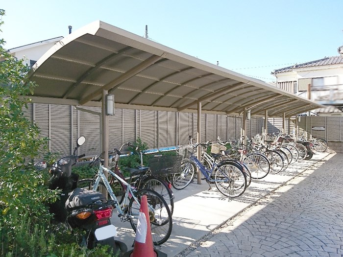 その他共有部分　屋根付き駐輪場