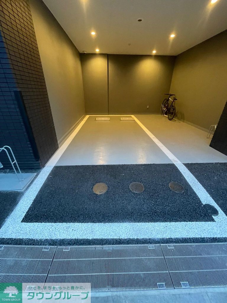 駐車場　駐車場