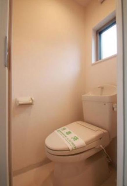 クレセール赤羽のトイレ写真