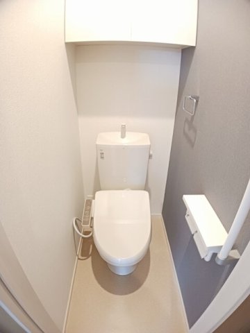 トイレ　シンプルで使いやすいトイレです