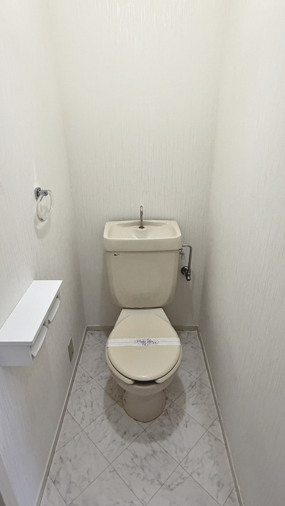 地下鉄谷町線 喜連瓜破駅 徒歩6分 6階建 築37年のトイレ写真