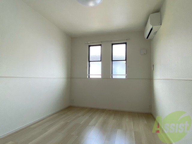 その他部屋・スペース　こちらのお部屋はベッドを置いて寝室として