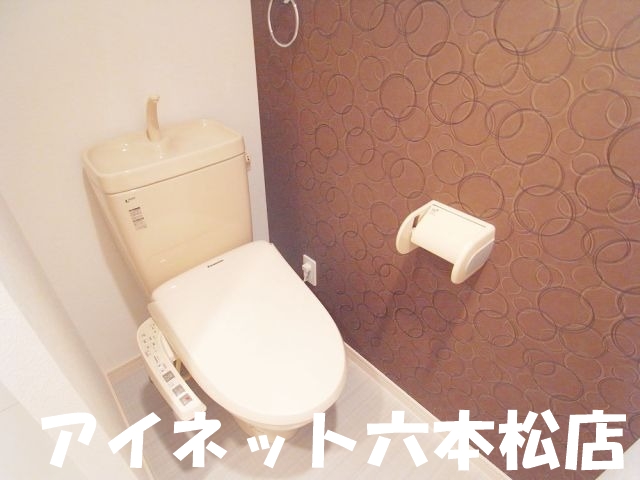 トイレ　落ち着く空間ですね。