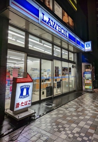 コンビニ　ローソン 人形町駅前店（コンビニ）まで241m