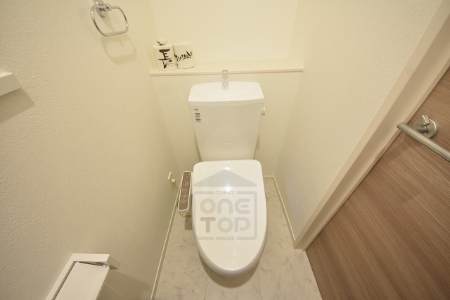 xevo春日町 B棟のトイレ写真