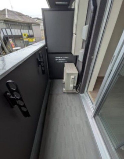 バルコニー　別部屋同仕様タイプ