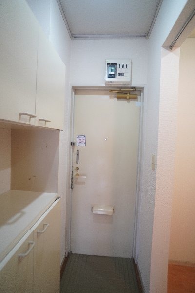 エステートピア八千代の玄関写真