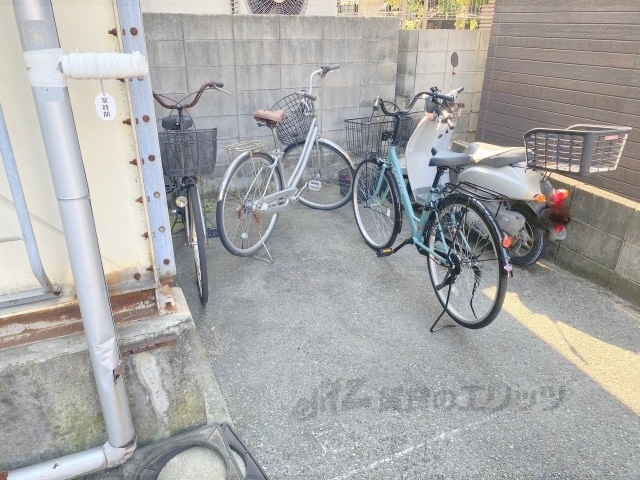 萩野マンションの外観写真