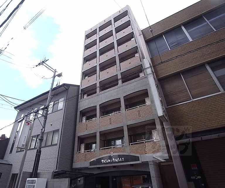 エステムコート京都烏丸IIの外観写真
