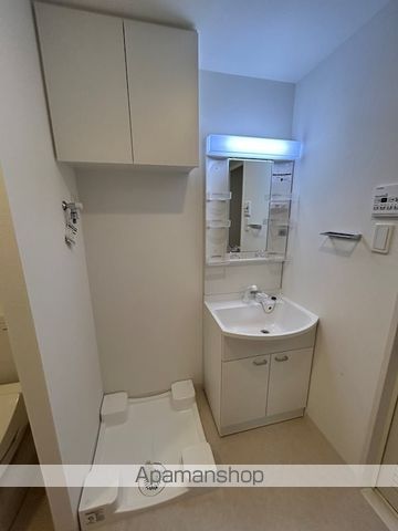 ＪＲ常磐線 金町駅 徒歩10分 15階建 築2年の内装写真