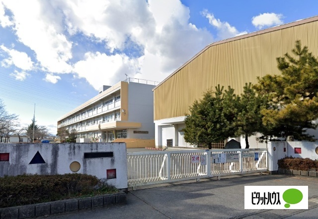 小学校　太田市立駒形小学校（小学校）まで1652m
