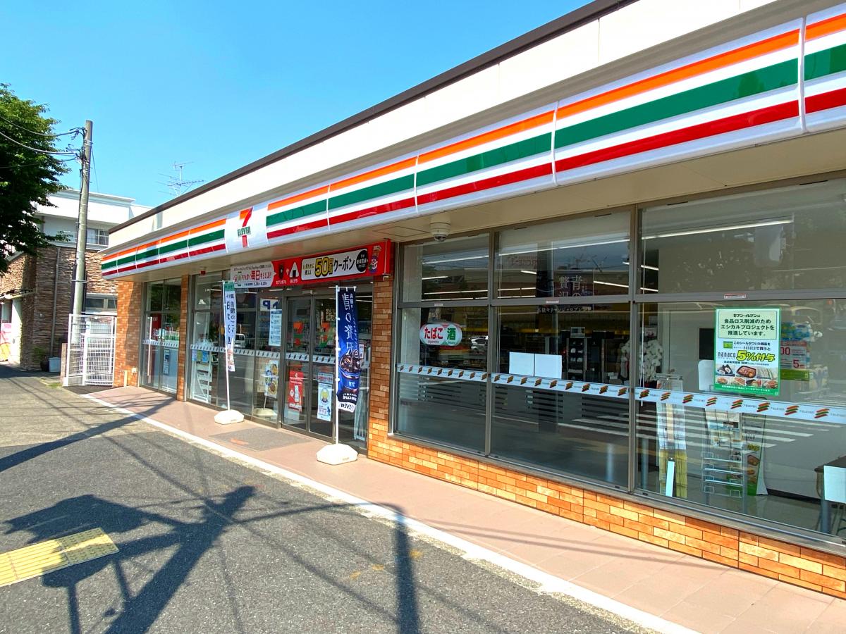 コンビニ　セブンイレブン横浜十日市場西店（コンビニ）まで349m