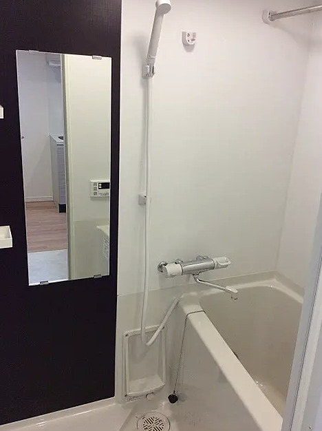 バス・シャワールーム　別部屋参考写真