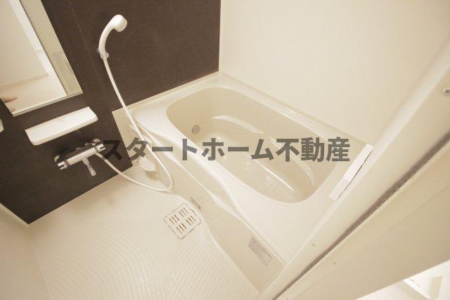 バス・シャワールーム　きれいなお風呂です
