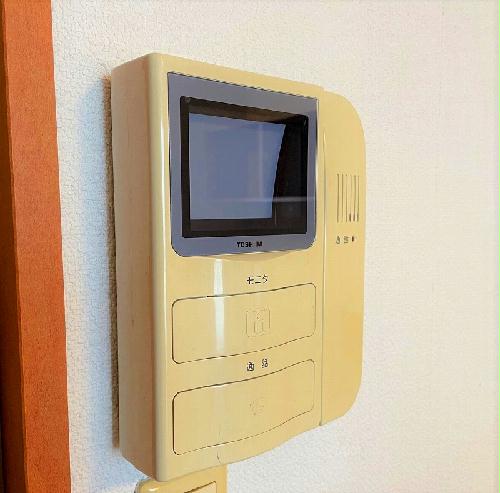 セキュリティ　モニター付きインターホン