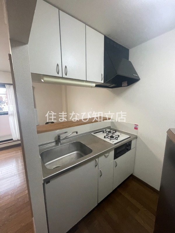 キッチン　同型別部屋写真