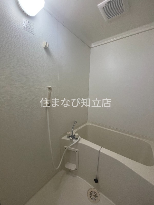 バス・シャワールーム　同型別部屋写真