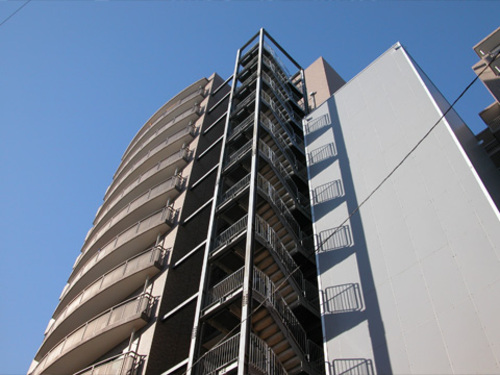 建物外観　建物外観別角度１　※前回募集時2011年11月の写真
