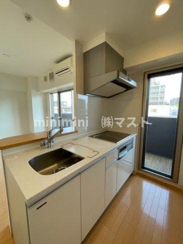 キッチン　※建物内別間取参考写真