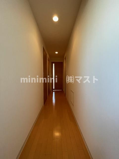 玄関　※建物内別間取参考写真