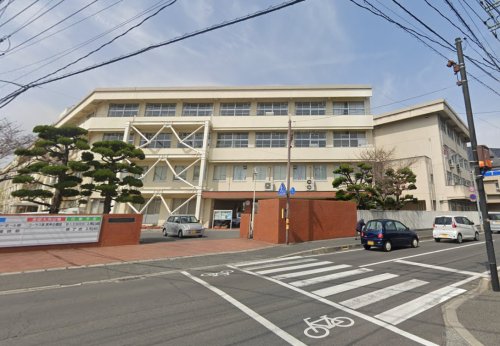 中学校　総社市立総社西中学校（中学校）まで1177m